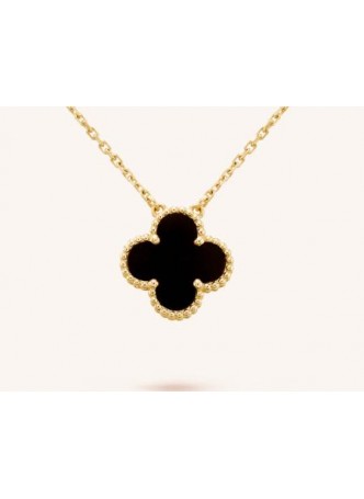 Van Cleef & Arpels  Vintage Alhambra pendant 45800