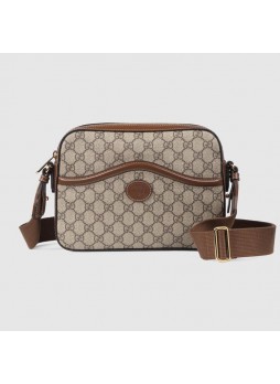 Gucci Messenger bag with Interlocking G 675891